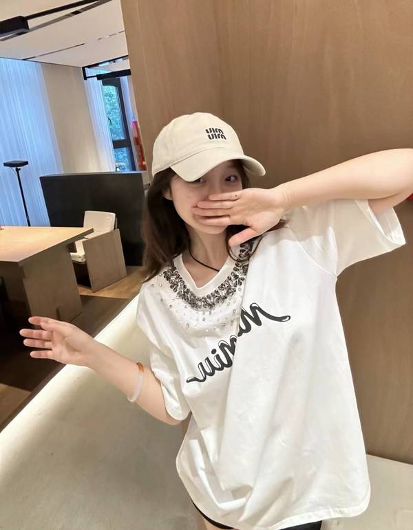 Miu Miu Hat MUH00150